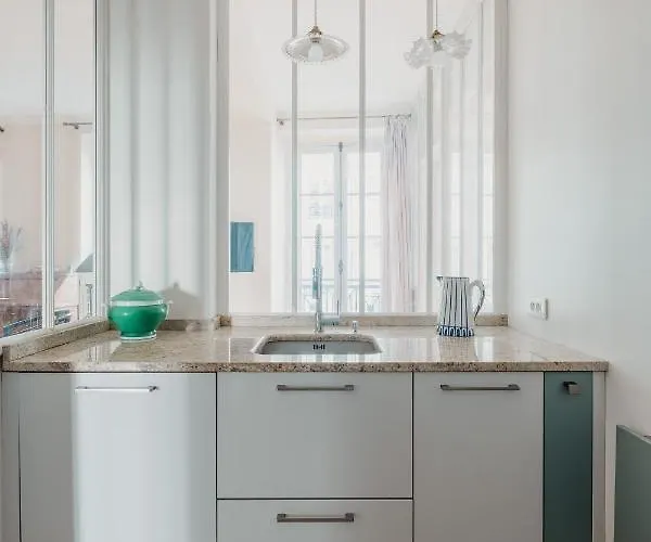 דירה Veeve - Amber Blush *